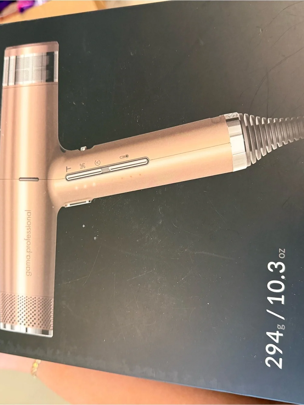 IQ2 Gama Professional Hair Dryer